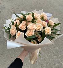 Букет Кремовые розы Латте в Калья