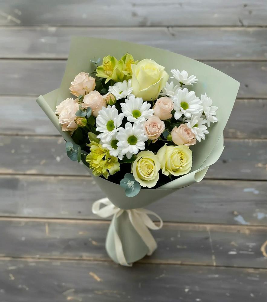 Букет цветов из: Альстромерии, Розы и Хризантемы в Калья