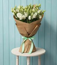 Букет цветов из:  Лизиантусы в Калья