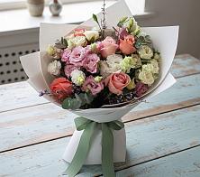 Букет цветов из:  Розы, Лизиантусы и Гвоздики #REPLACE_PRED# Калья