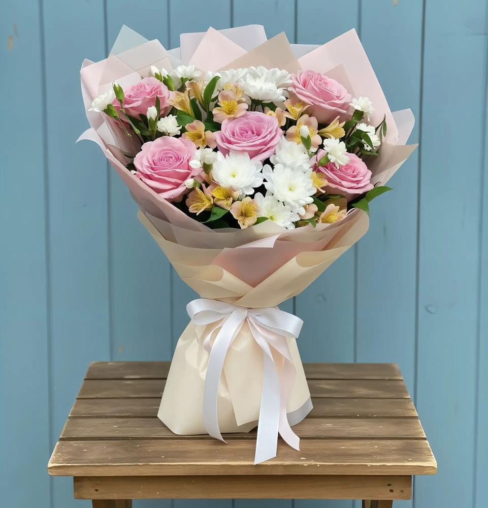 Букет цветов из: Гвоздики, Орхидеи и Розы в Калья