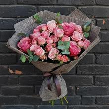 Букет цветов из:  Розы в Калья